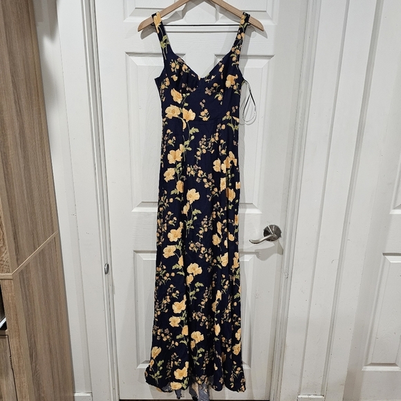 Reformation Lecce Dress - Picture 4 of 10